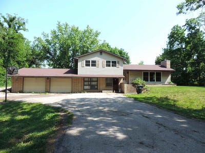 /international/us/422-e-catherine-street-muscoda-wi-110100068967/