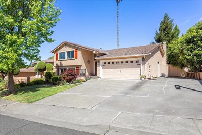 /international/us/160-windsor-way-vallejo-ca-110107203297/