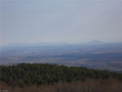 /international/us/4143-mountain-view-road-glade-valley-nc-110073830681/