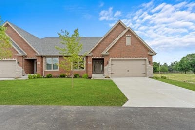 /international/us/8803-willow-lane-mokena-il-110108823881/