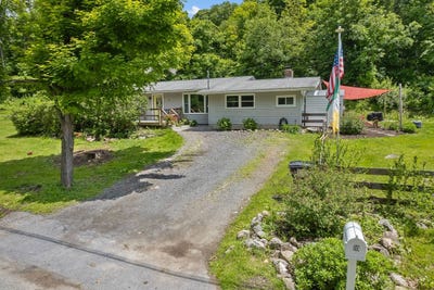 /international/us/10-hy-vue-terrace-cold-spring-ny-110100722942/