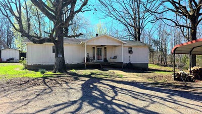 /international/us/7265-highway-69-savannah-tn-110106349954/