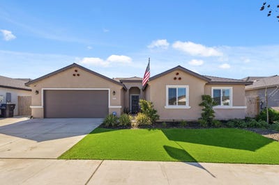 /international/us/2131-w-ambassador-way-hanford-ca-110105936382/