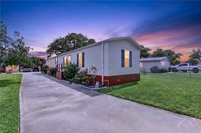 /international/us/118-sweet-bay-rockport-tx-110108444540/