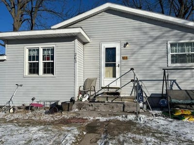 /international/us/203-e-maple-avenue-medaryville-in-110089744771/?lang=en
