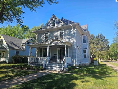 /international/us/331-north-main-st-lindsborg-ks-110107980822/