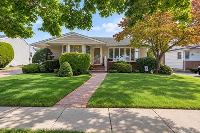 /international/us/45-berkshire-road-hicksville-ny-110120039314/