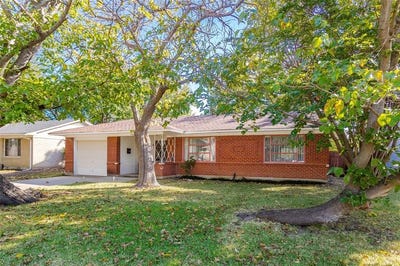 /international/us/13454-glenside-drive-farmers-branch-tx-110103599178/