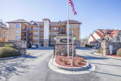 /international/us/527-river-place-way-sevierville-tn-110105764604/