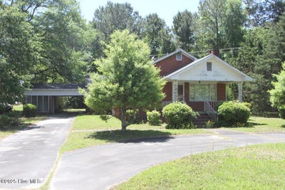 /international/us/709-quail-street-elizabethtown-nc-110108997944/