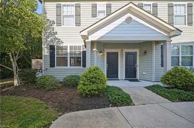 /international/us/2456-whitman-street-chesapeake-va-110120637113/