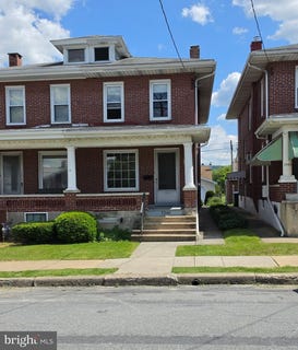 /international/us/1340-fern-avenue-reading-pa-110108467447/