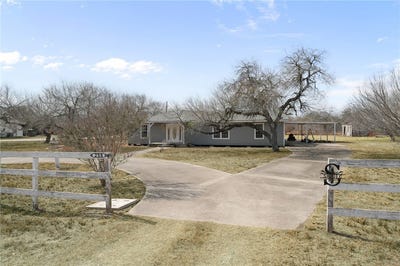/international/us/259-n-county-road-1043-kingsville-tx-110105918505/