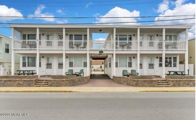 /international/us/16-18-inlet-drive-point-pleasant-beach-nj-110108124593/