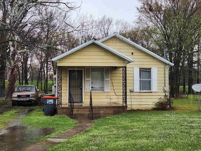 /international/us/2519-w-2nd-ave-pine-bluff-ar-110106327351/
