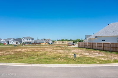 /international/us/413-bozeman-trail-lot-195-scott-la-110104519660/