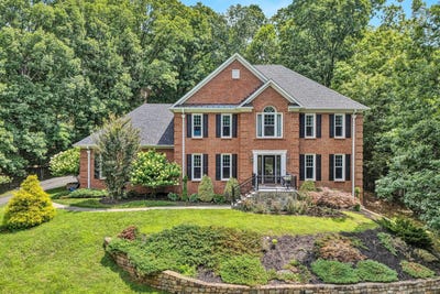 /international/us/8109-winterwood-trl-roanoke-va-110100811915/