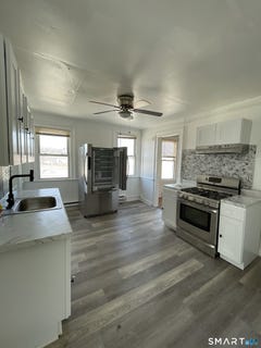 /international/us/69-w-liberty-street-waterbury-ct-110107084362/