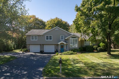 /international/us/2-patrick-lane-branford-ct-110120771124/