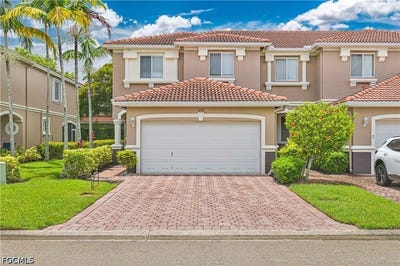 /international/us/9797-roundstone-circle-fort-myers-fl-110108961247/