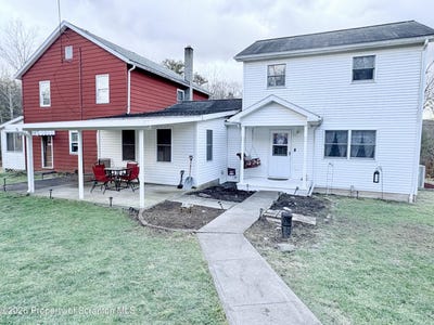 /international/us/142-sorbertown-hill-road-hunlock-creek-pa-110110367979/