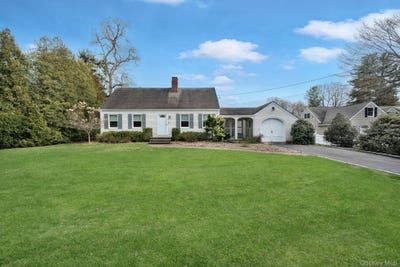 /international/us/18-ursular-court-smithtown-ny-110107955559/