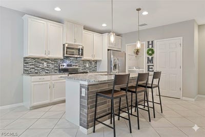 /international/us/4390-dutchess-park-road-fort-myers-fl-110105902394/