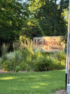 /international/us/13237-dell-pl-stanhope-boro-nj-110100564247/
