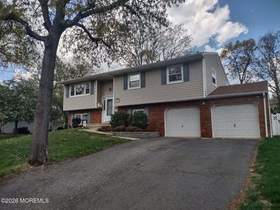 /international/us/10-lexington-road-howell-nj-110105398689/