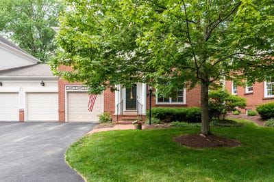/international/us/1359-white-oak-lane-new-albany-oh-110100465945/