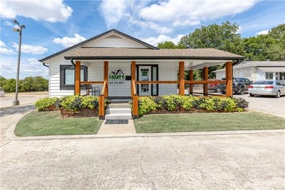 /international/us/1808-w-broadway-avenue-sulphur-ok-110106975033/