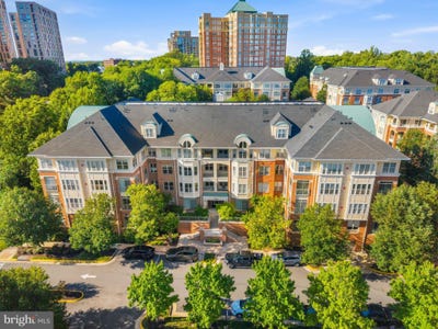 /international/us/1860-stratford-park-place-reston-va-110108494217/