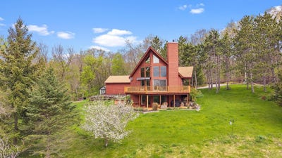 /international/us/s6307-yum-yum-hill-road-merrimac-wi-110107717793/