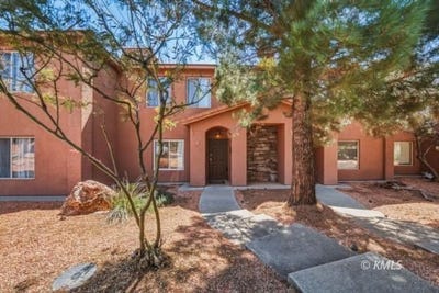 /international/us/300-e-300-n-kanab-ut-110108679117/