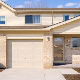 /international/us/20969-flora-street-roseville-mi-110106944885/