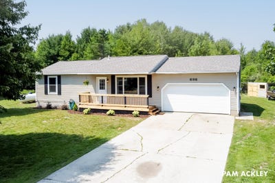 /international/us/898-e-riley-thompson-road-muskegon-mi-110100804778/