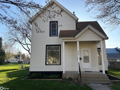 /international/us/209-2nd-street-sw-hampton-ia-110104937511/