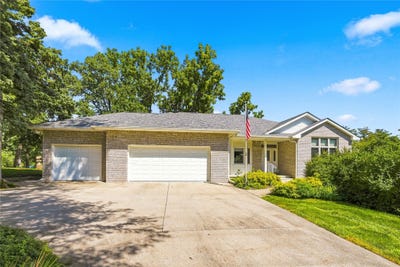 /international/us/115-e-pine-ridge-drive-polk-city-ia-110120086494/