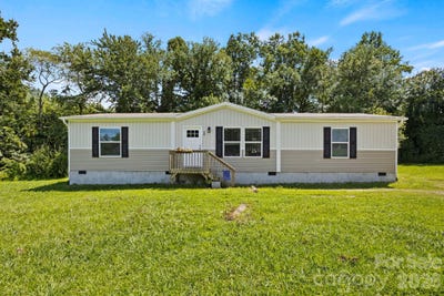 /international/us/18-moss-lane-hendersonville-nc-110119405460/