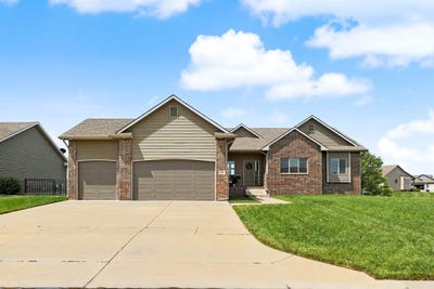 /international/us/13401-e-bellechase-wichita-ks-110108937448/