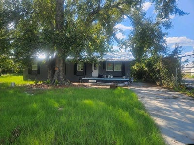 /international/us/604-e-dennis-nashville-ga-110094681889/