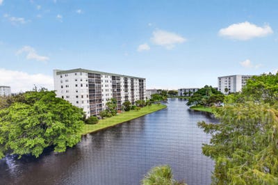 /international/us/2309-s-cypress-bend-drive-pompano-beach-fl-110120911315/