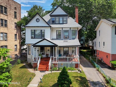 /international/us/92-chestnut-street-east-orange-nj-110109352578/