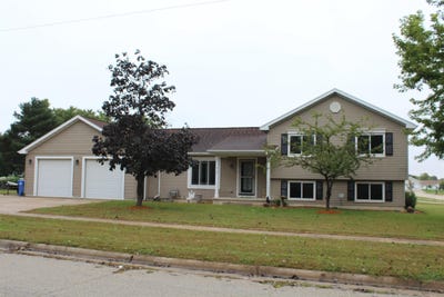 /international/us/619-e-grove-street-shell-rock-ia-110110237594/
