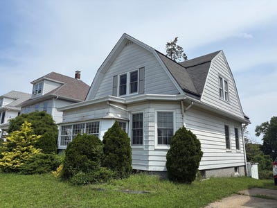 /international/us/11-high-street-south-river-nj-110109752481/