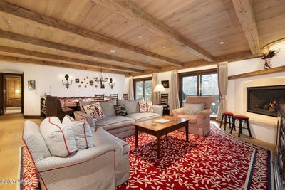 /international/us/22-w-meadow-drive-vail-co-110106497501/