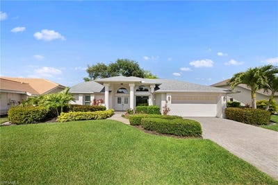 /international/us/22361-fountain-lakes-blvd-lot-27-estero-fl-110107629749/