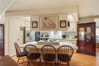 /international/us/1065-lomita-boulevard-harbor-city-ca-110098530597/?lang=en
