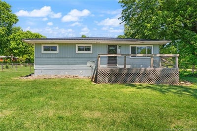 /international/us/240-w-us-highway-150-fredericksburg-in-110107865969/