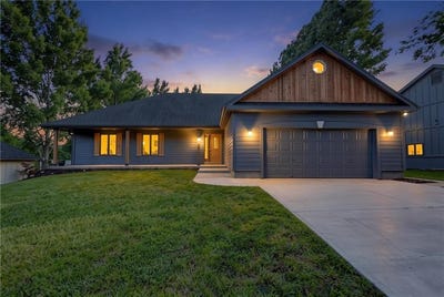 /international/us/1103-brookside-place-raymore-mo-110108566754/